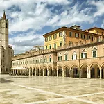 La Loggia Del Popolo Lägenhet
